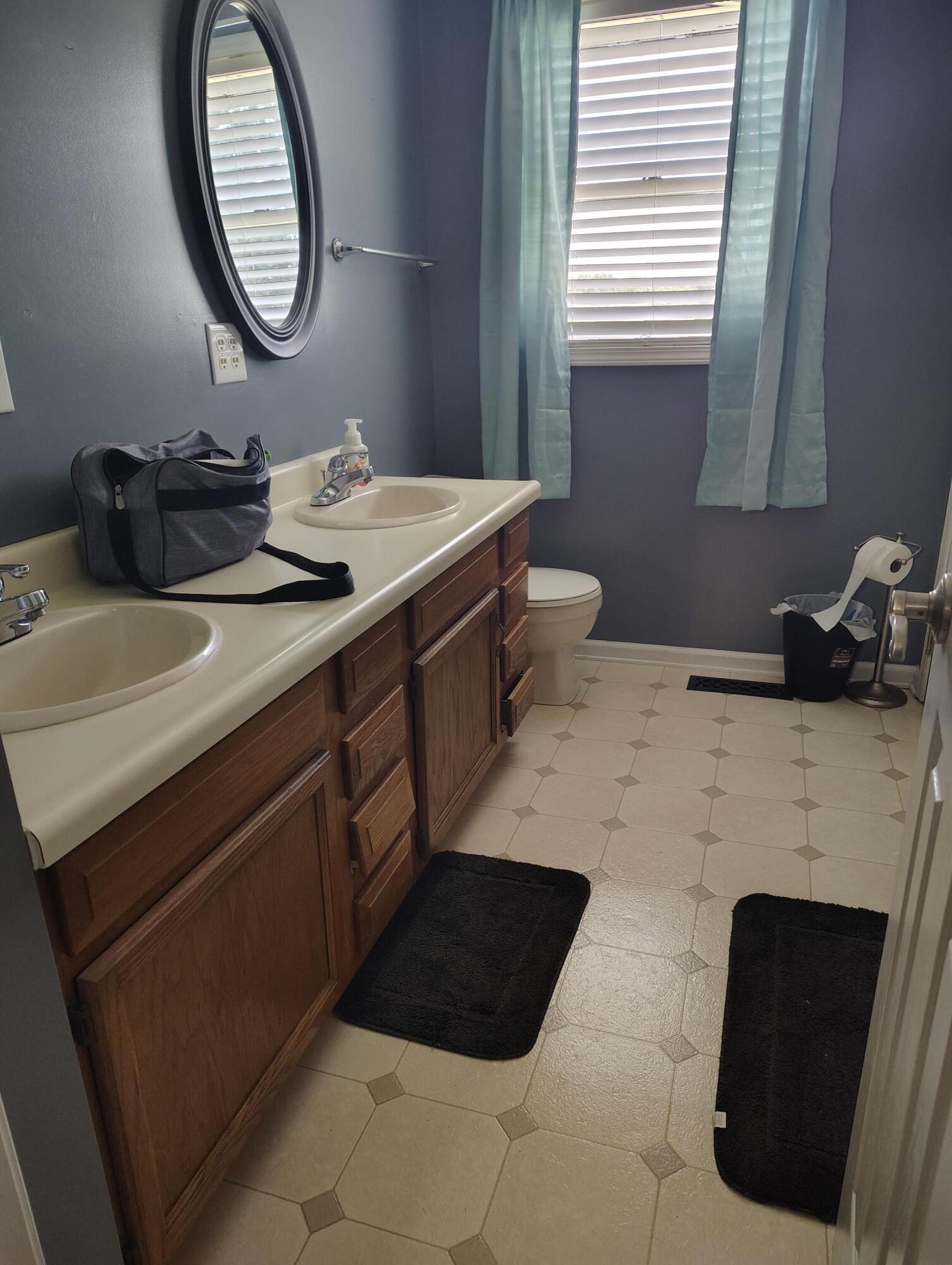503 Paradise Road Mayfield, KY 42066 - Photo 18 of 27 primary bathroom