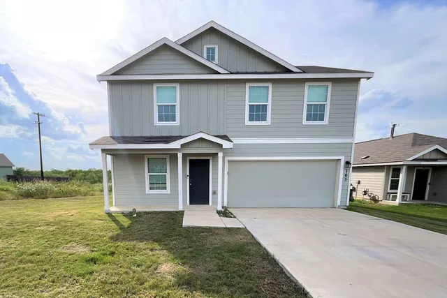 $1,685 | 703 Vermilion, San Antonio, TX 78221