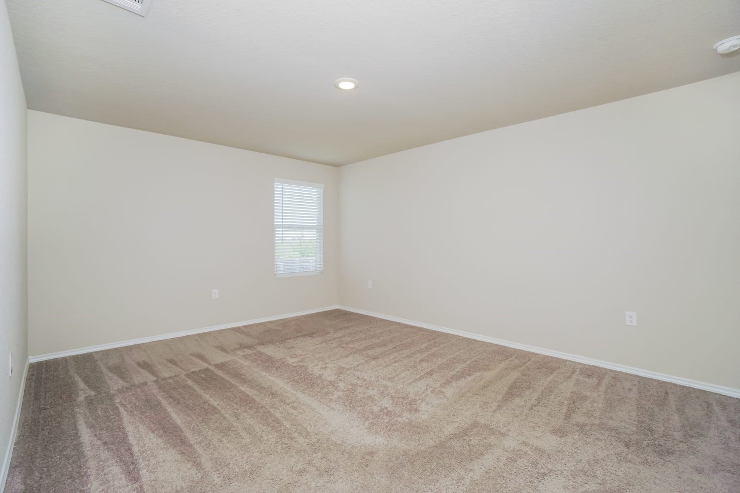 703 Vermilion San Antonio, TX 78221 - Photo 8 of 15 wooden floor in a room