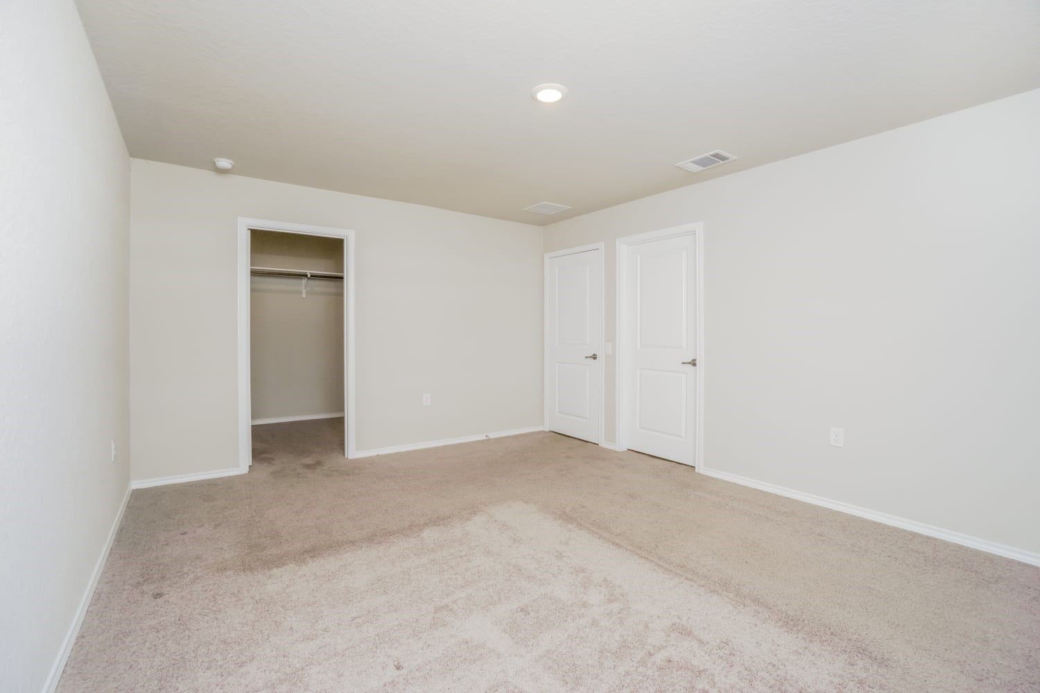 703 Vermilion San Antonio, TX 78221 - Photo 9 of 15 a view of an empty room