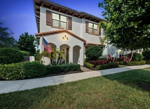 $9,000 | 8125 Hobbes Way, Palm Beach Gardens, FL 33418
