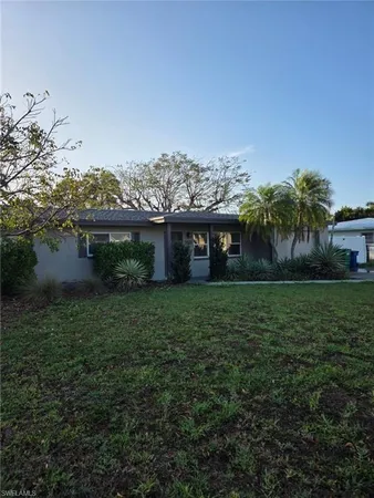 $2,600 | 5521 Granada Road, Fort Myers, FL 33919