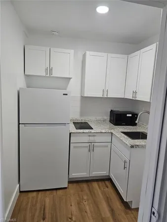 $2,600 | 5521 Granada Road, Fort Myers, FL 33919