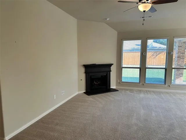 $1,980 | 1013 Lake Grove Drive, Little Elm, TX 75068