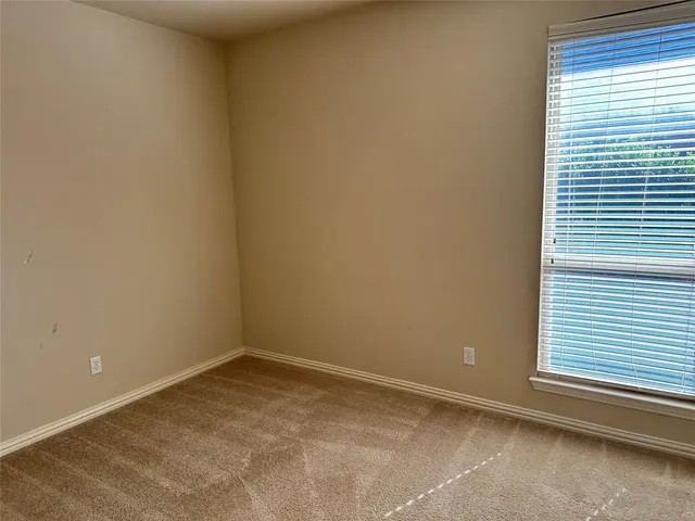 $1,980 | 1013 Lake Grove Drive, Little Elm, TX 75068