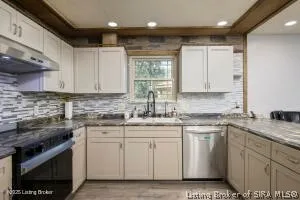 $560,000 | 8126 John Pectol Road, Georgetown, IN 47122