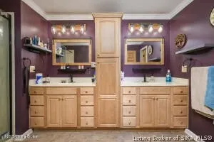 $570,000 | 8126 John Pectol Road, Georgetown, IN 47122