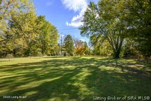 8126 John Pectol Road Georgetown, IN 47122 - Photo 6 of 61