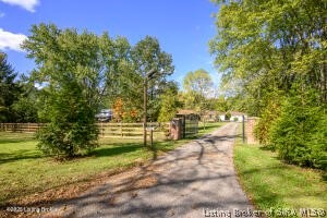 8126 John Pectol Road Georgetown, IN 47122 - Photo 9 of 61