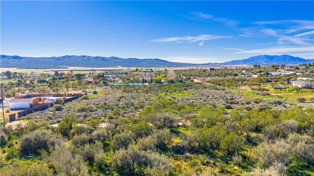 1 Apple Anza, CA 92539 - Photo 11 of 71