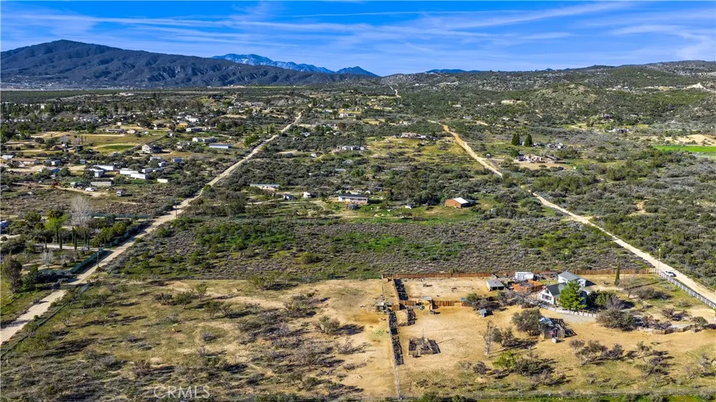 1 Apple Anza, CA 92539 - Photo 18 of 71