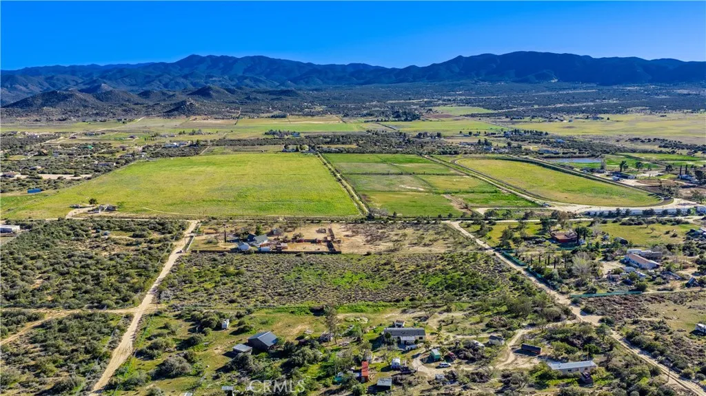 1 Apple Anza, CA 92539 - Photo 22 of 71