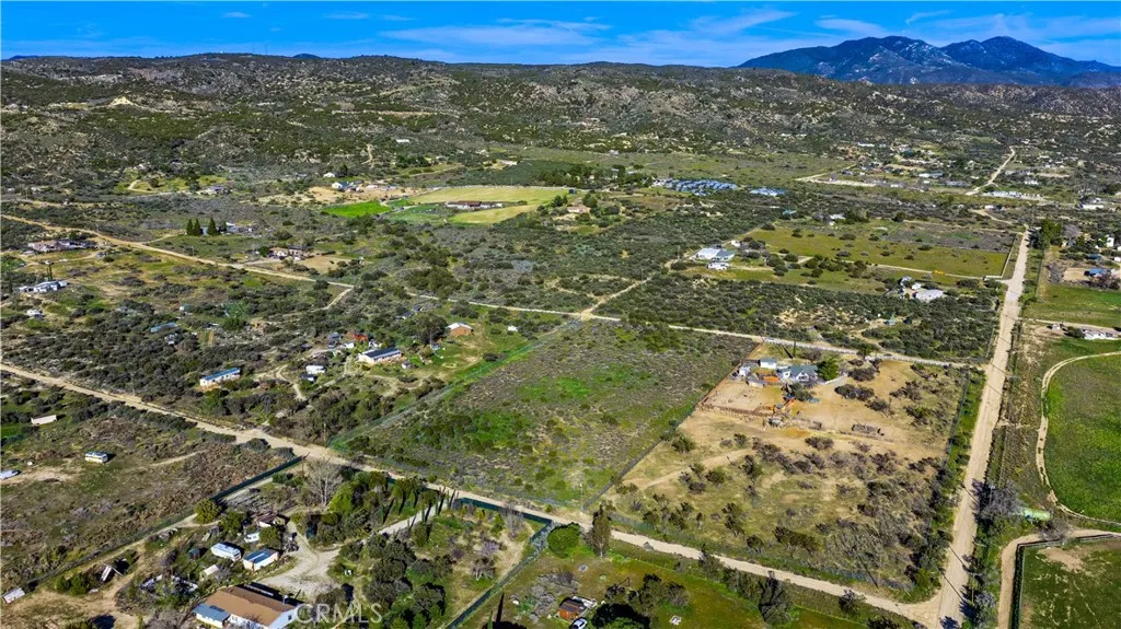 1 Apple Anza, CA 92539 - Photo 25 of 71