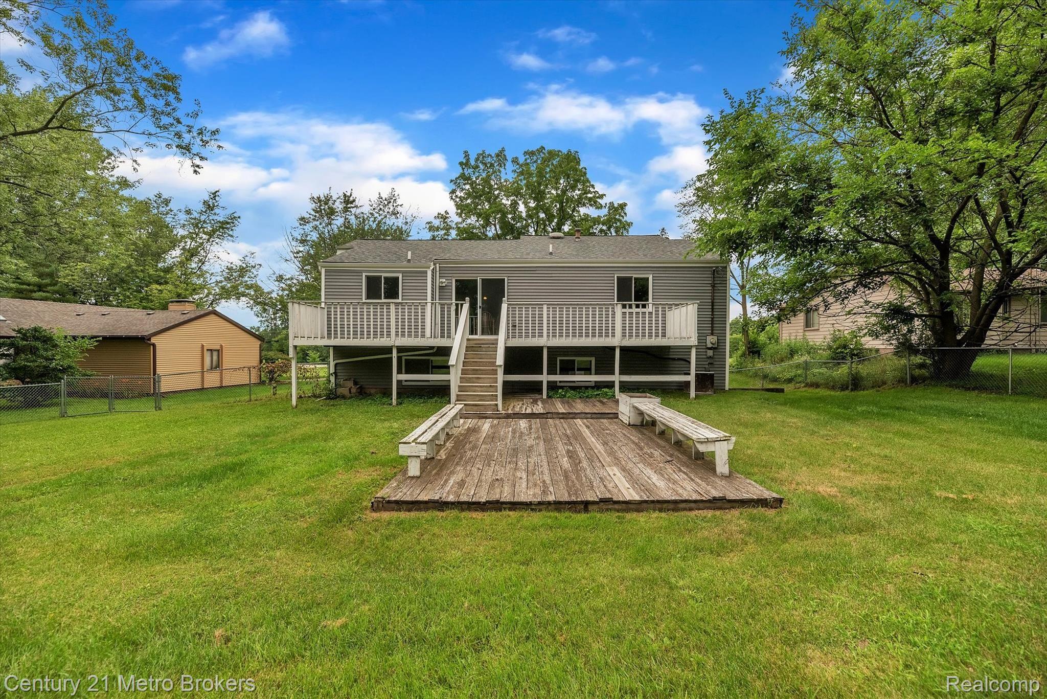6383 Torrey Road Flint, MI 48507 - Photo 44 of 50 44-6383 Torrey Rd-windowstill-realestate-photography-44.jpg