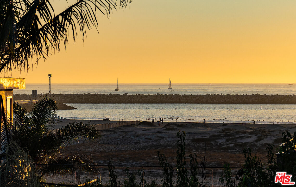 5317 Pacific Avenue Marina del Rey, CA 90292 - Photo 2 of 41 a view of a lake and outdoor space