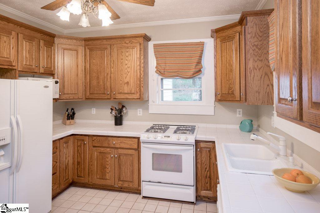 17 Spruce Street Greenville, SC 29607 - Photo 17 of 34