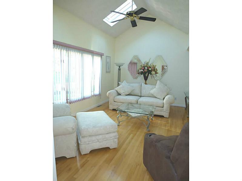 11 Waterman Farm Road Cumberland, RI 02864 - Photo 8 of 25 Living Room.