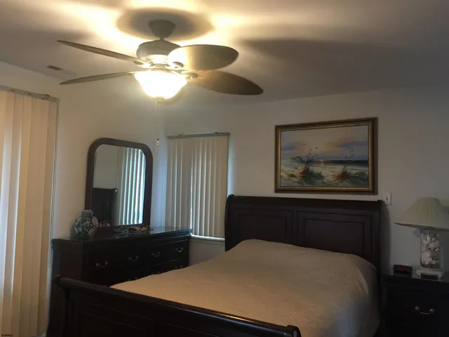 $1,600 | 407 36th Street South, Unit 2, Brigantine, NJ 08203