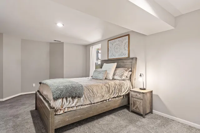 $399,000 | 3601 Chimney Hill Court, Valparaiso, IN 46383