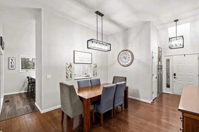 $399,000 | 3601 Chimney Hill Court, Valparaiso, IN 46383