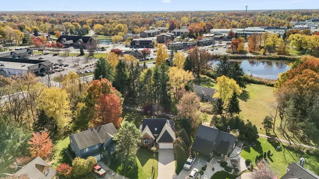 $399,000 | 3601 Chimney Hill Court, Valparaiso, IN 46383