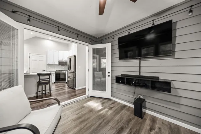 $399,000 | 3601 Chimney Hill Court, Valparaiso, IN 46383