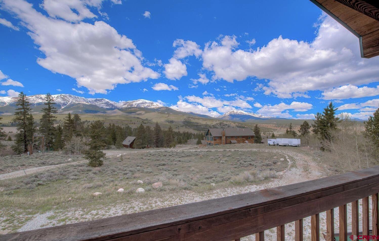 1499 Lake County Road Twin Lakes, CO 81251 - Photo 8 of 37 a view of a dry yard with wooden fence