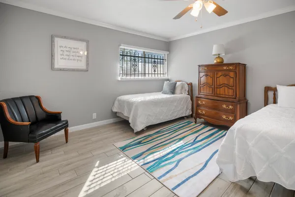 $2,500 | 3608 Wheeler Avenue, Houston, TX 77004