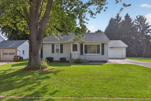 $194,900 | 3533 East Gordon Drive, Spring Arbor, MI 49283