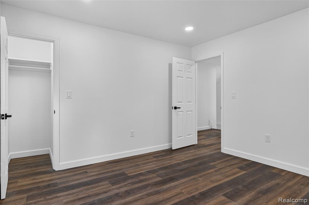 16883 Santa Rosa Drive Detroit, MI 48221 - Photo 27 of 44