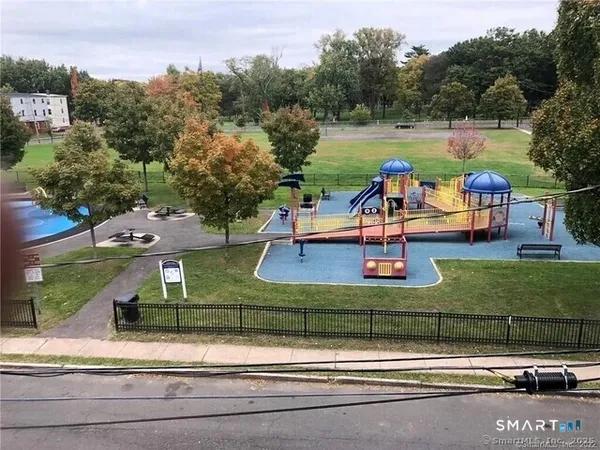 $1,600 | 63 Seyms Street, Hartford, CT 06120