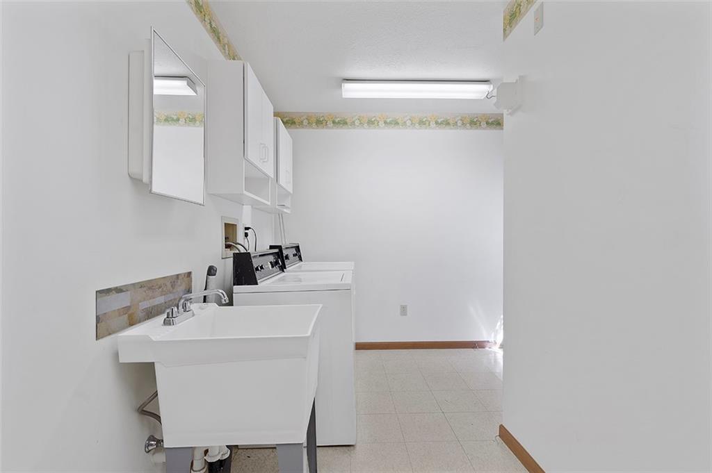 150 Limerick Road Wexford, PA 15090 - Photo 9 of 24 Gallery Image 9