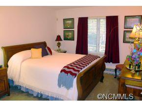 87 Lovers Loop Road Asheville, NC 28803 - Photo 16 of 24 Gallery Image 16