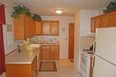 8482 North Seymour Road Flushing, MI 48433 - Photo 7 of 12 20187519-6.JPG