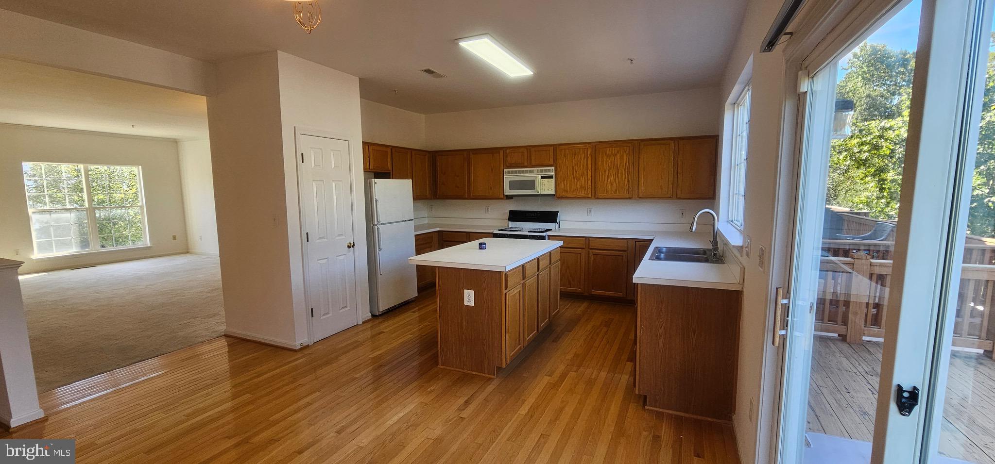 8725 Silent Court Odenton, MD 21113 - Photo 17 of 38