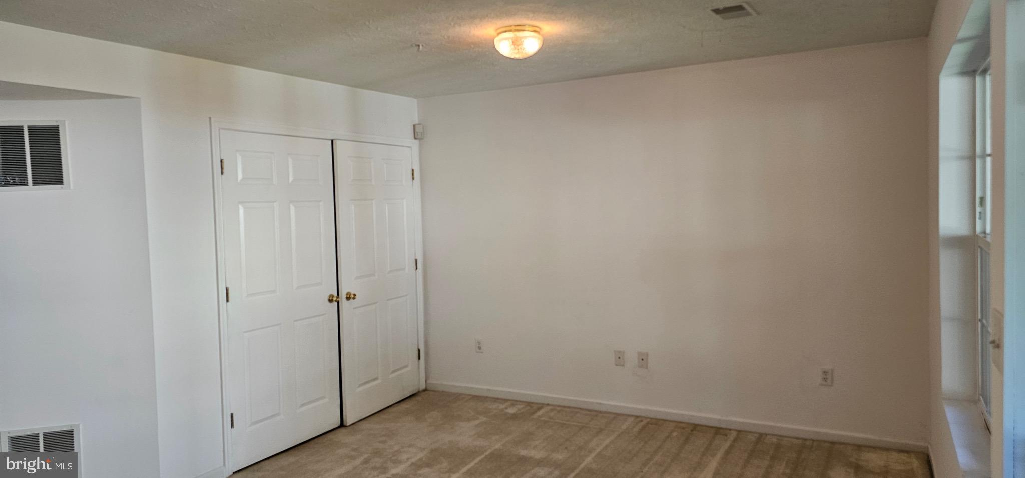 8725 Silent Court Odenton, MD 21113 - Photo 7 of 38