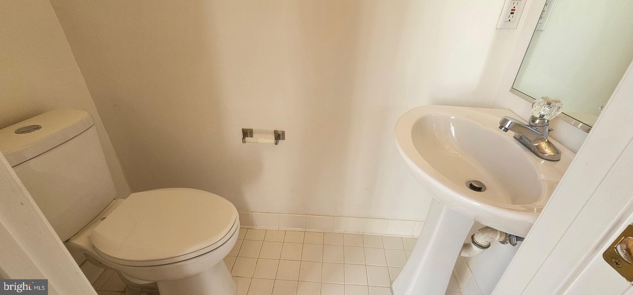 8725 Silent Court Odenton, MD 21113 - Photo 9 of 38