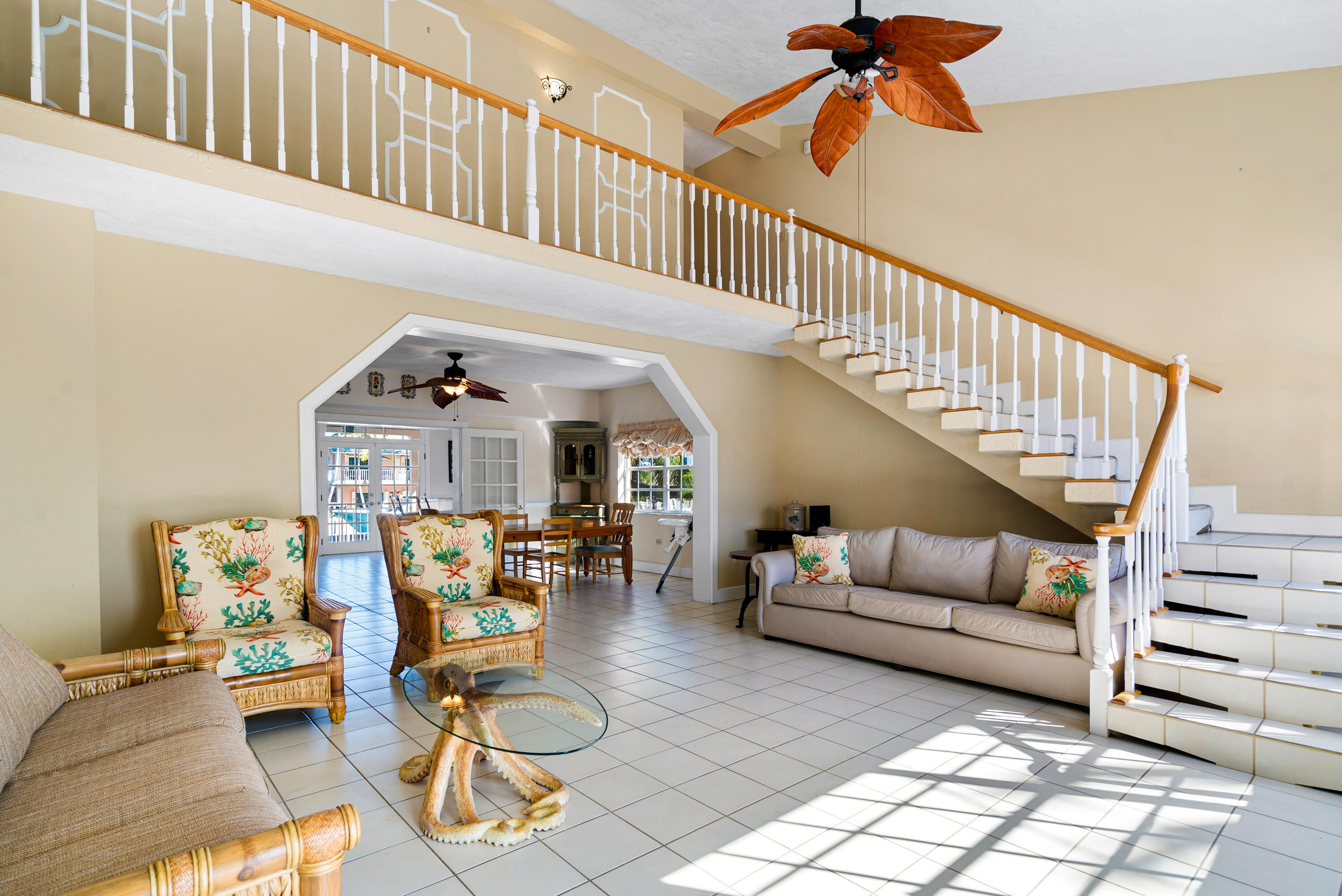 239 Atlantic Boulevard Key Largo, FL 33037 - Photo 4 of 50 a view of entryway livingroom and hall