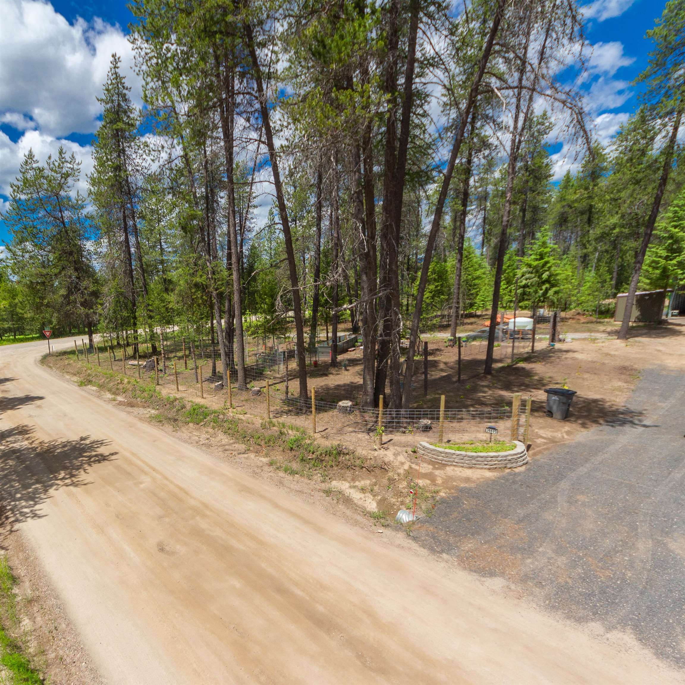 36605 North Muehle Road Elk, WA 99009 - Photo 3 of 37 Gallery Image 3