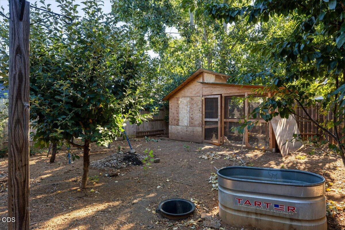 311 Hanby Lane Cave Junction, OR 97523 - Photo 22 of 24