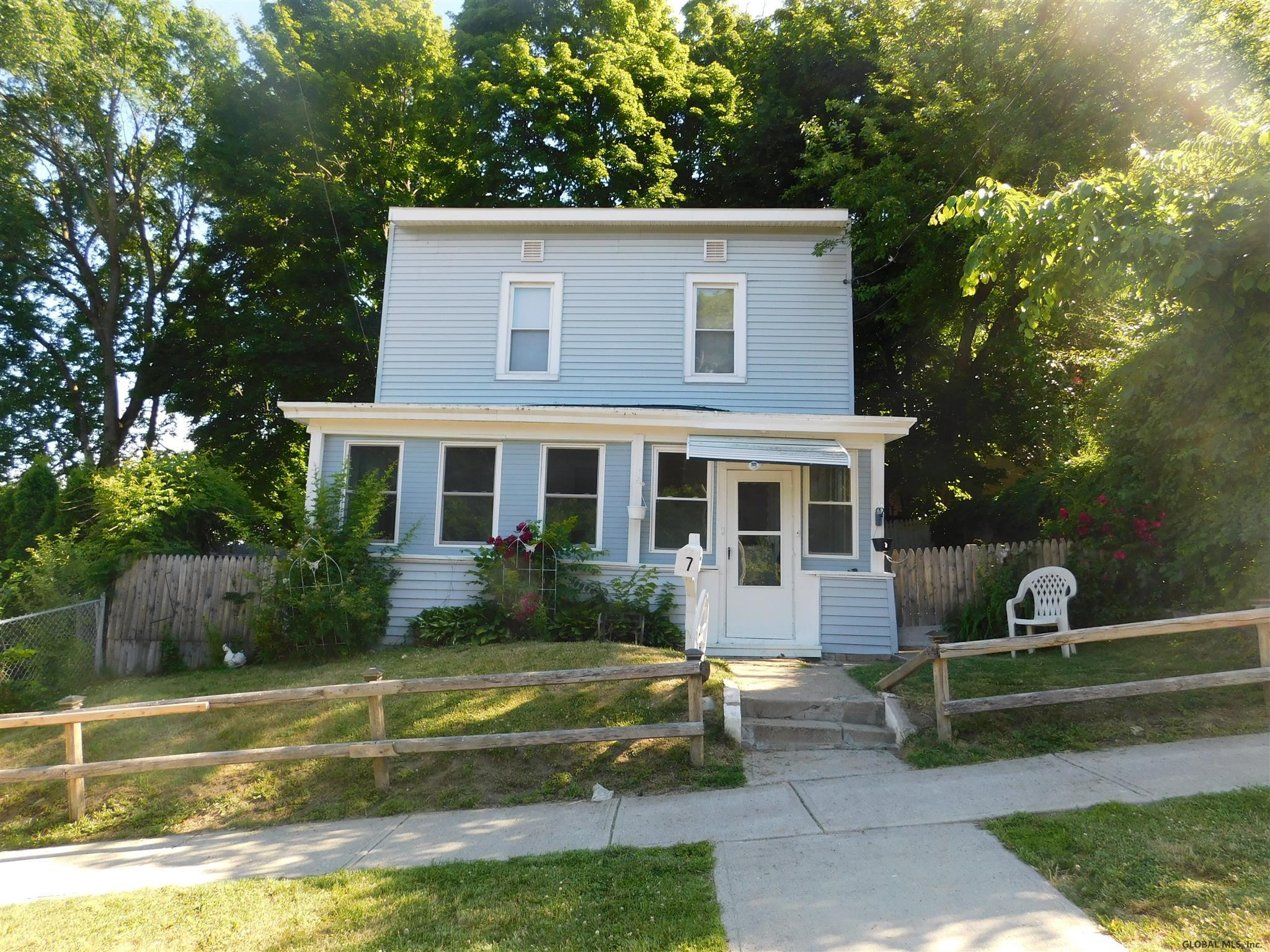 7 Dale Street Rensselaer, NY 12144 - Photo 1 of 28 Photo 1