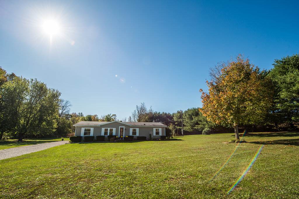 8951 West Ratliff Road Spencer, IN 47460 - Photo 2 of 30