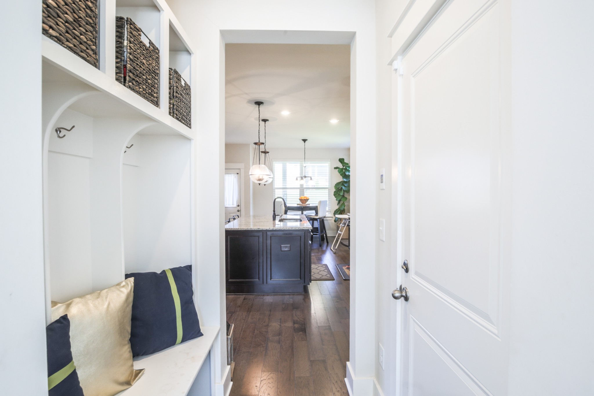 619 Beamon Drive Franklin, TN 37064 - Photo 7 of 43 a view of kitchen and dining room