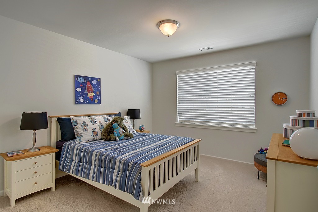 4424 185th Place Southeast Bothell, WA 98012 - Photo 15 of 25 Gallery Image 15