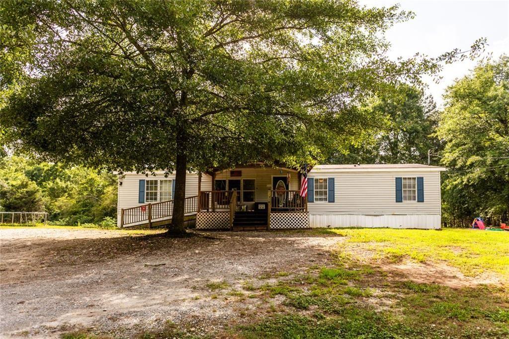 2076 Gleaton Road Northeast Conyers, GA 30013 - Photo 3 of 33