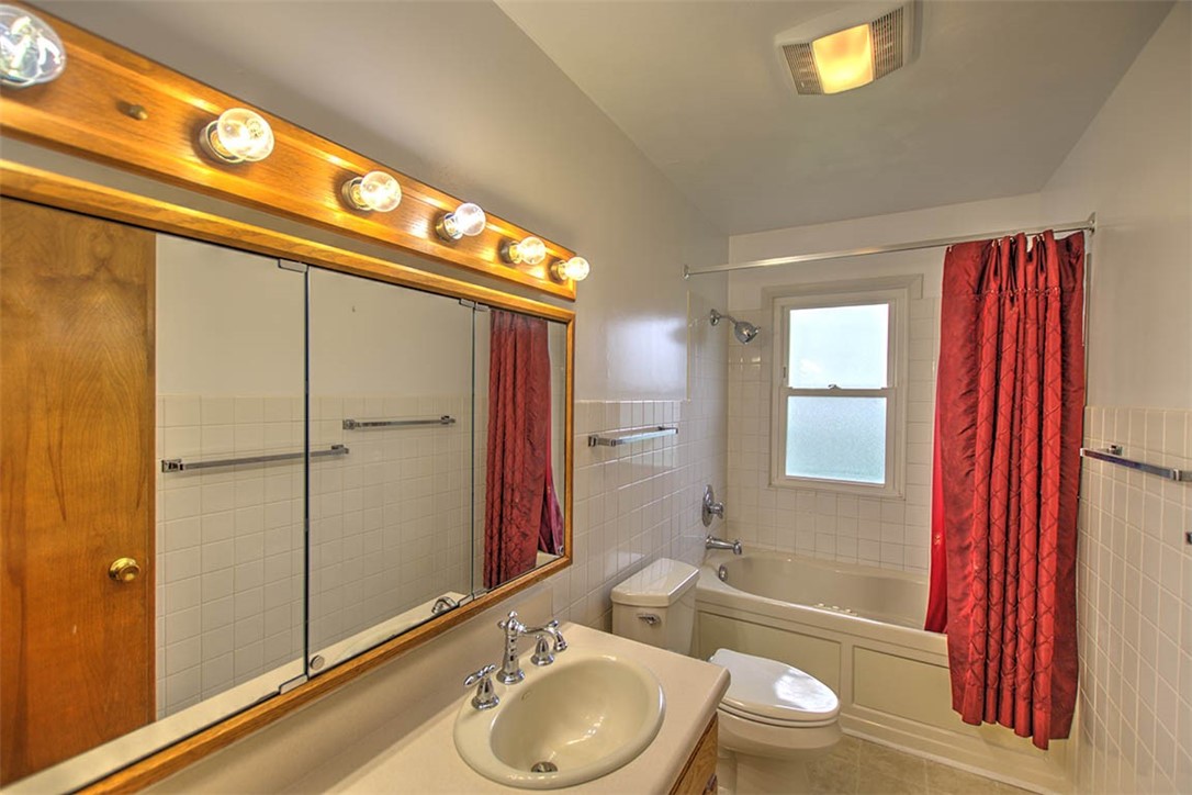 1606 East Barrington Avenue Decatur, IL 62526 - Photo 17 of 26 Gallery Image 17