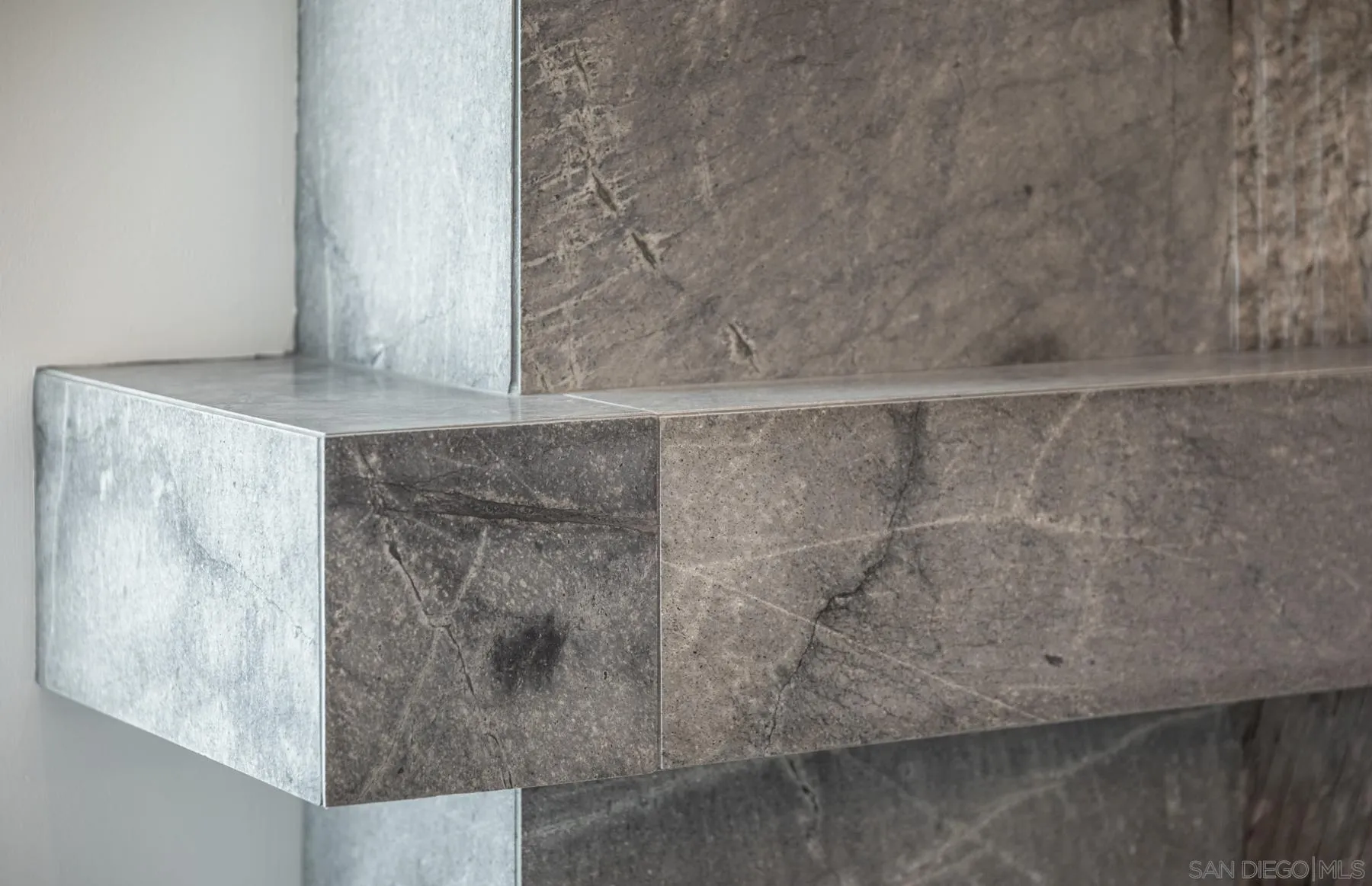 1240 Berryman Canyon Encinitas, CA 92024 - Photo 7 of 66 a view of wooden floor