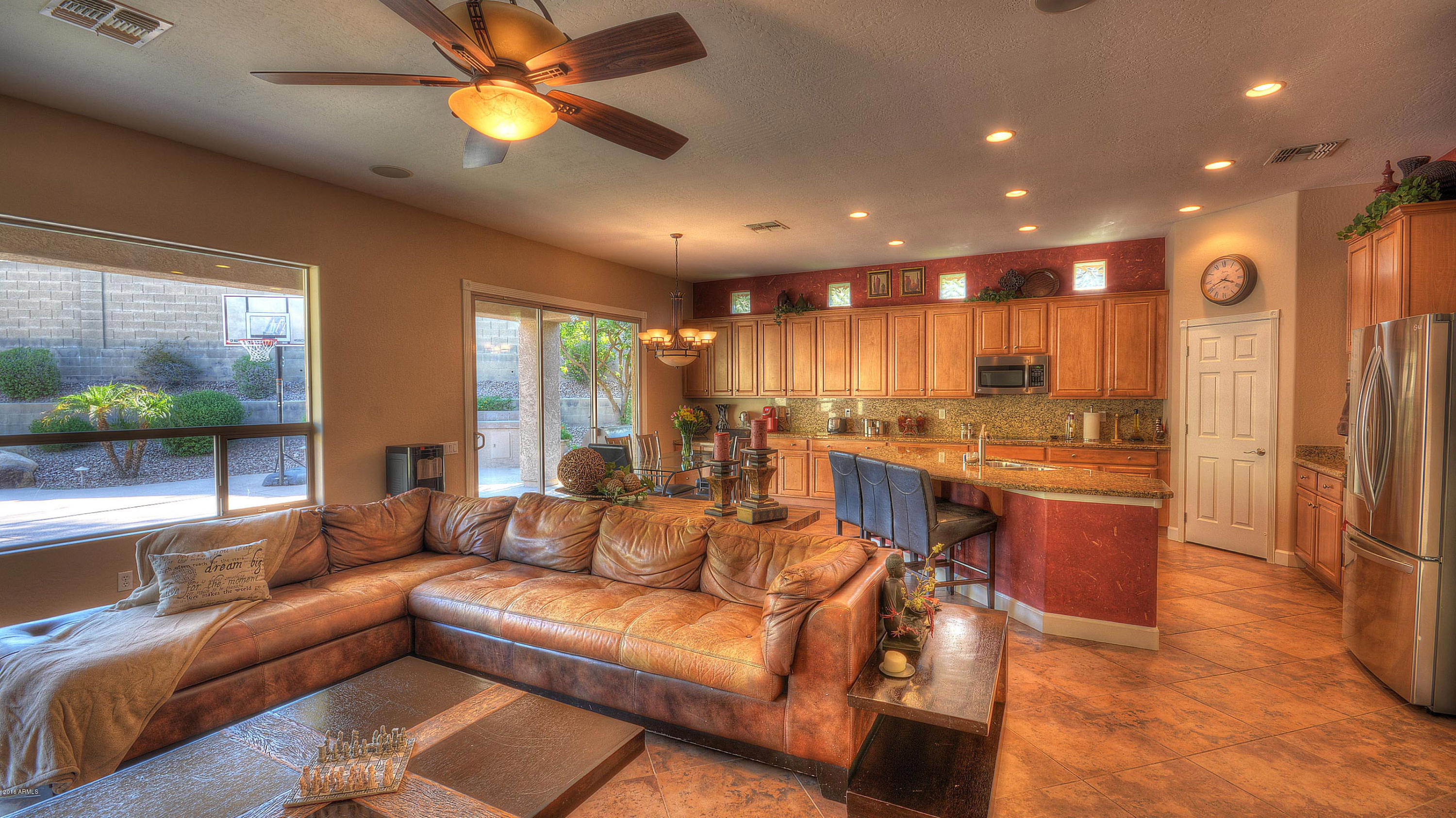 4526 West Rowel Road Phoenix, AZ 85083 - Photo 11 of 34 familyroom_1_brighter16x9