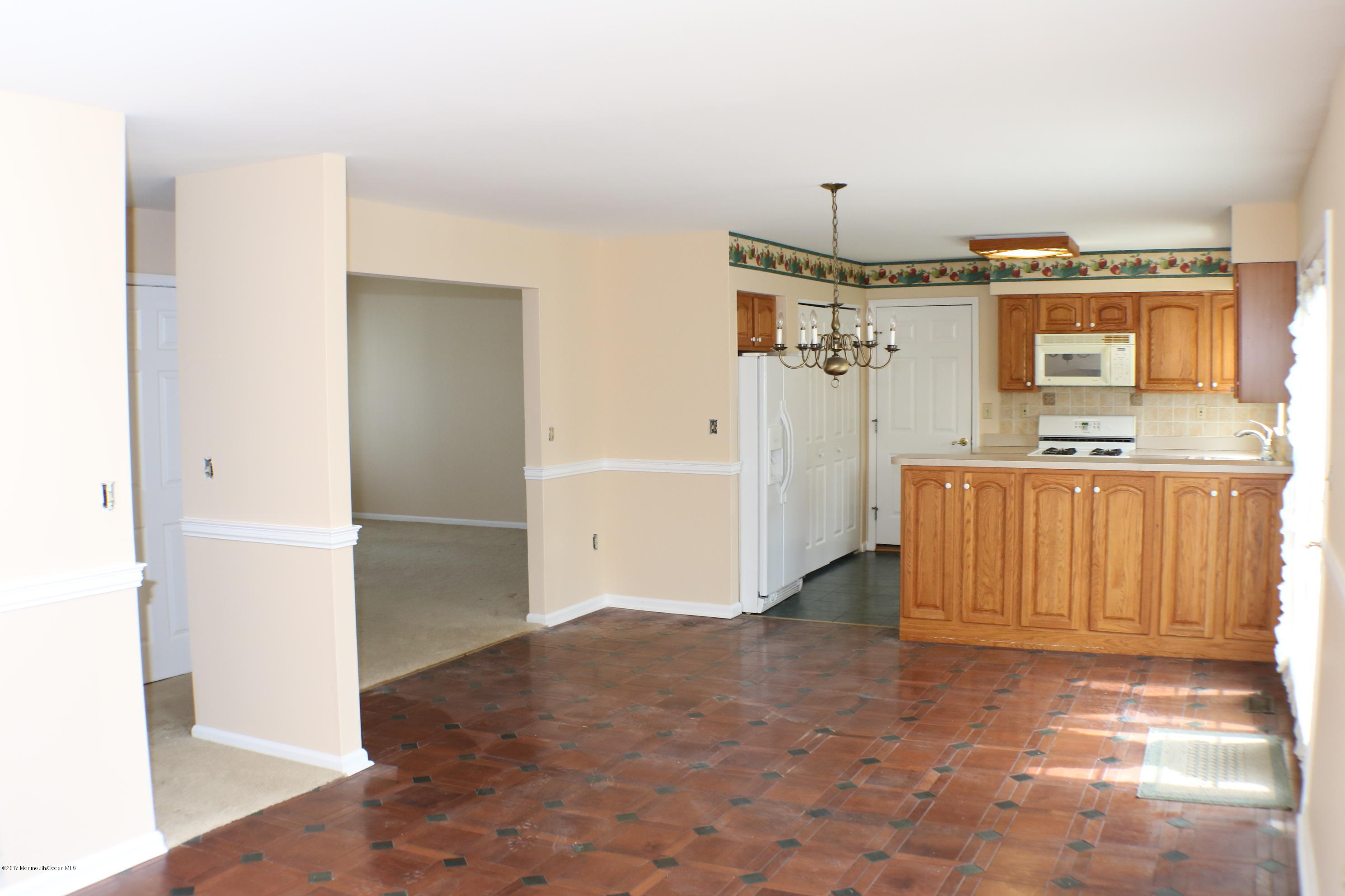 164 Equinox Road Manahawkin, NJ 08050 - Photo 14 of 35