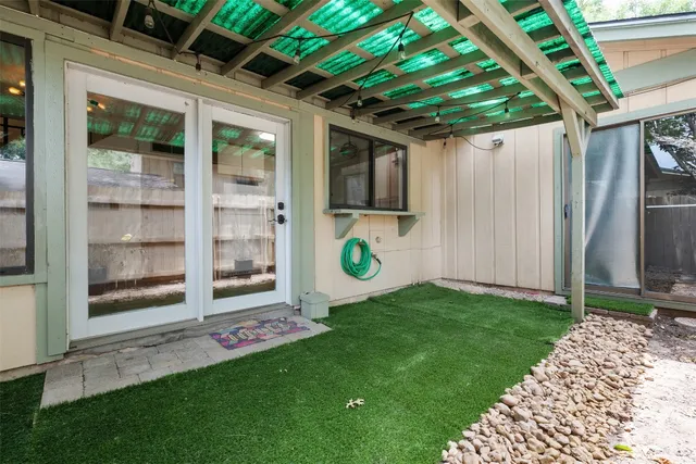 $1,800 | 9504 Quail Village Lane, Austin, TX 78758